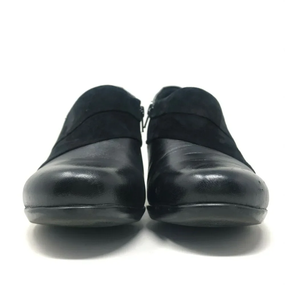 Clarks Bendables Bootie Womens 9.5 M Black Leather Suede Side‎ Zip Heel